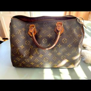 Louis Vuitton Speedy